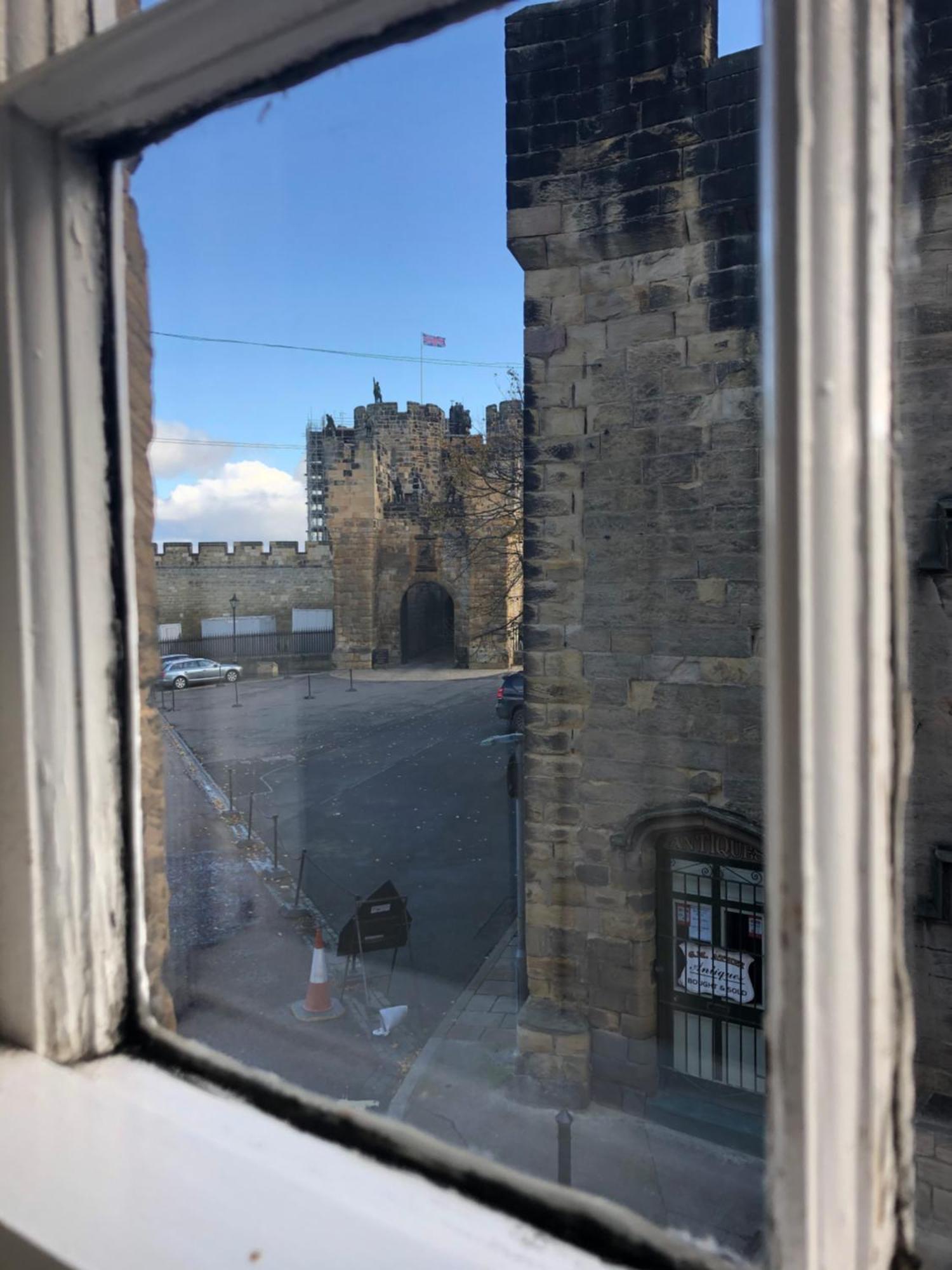 Lionsgate View - Luxury Apartment Opposite Alnwick Castle Exterior foto